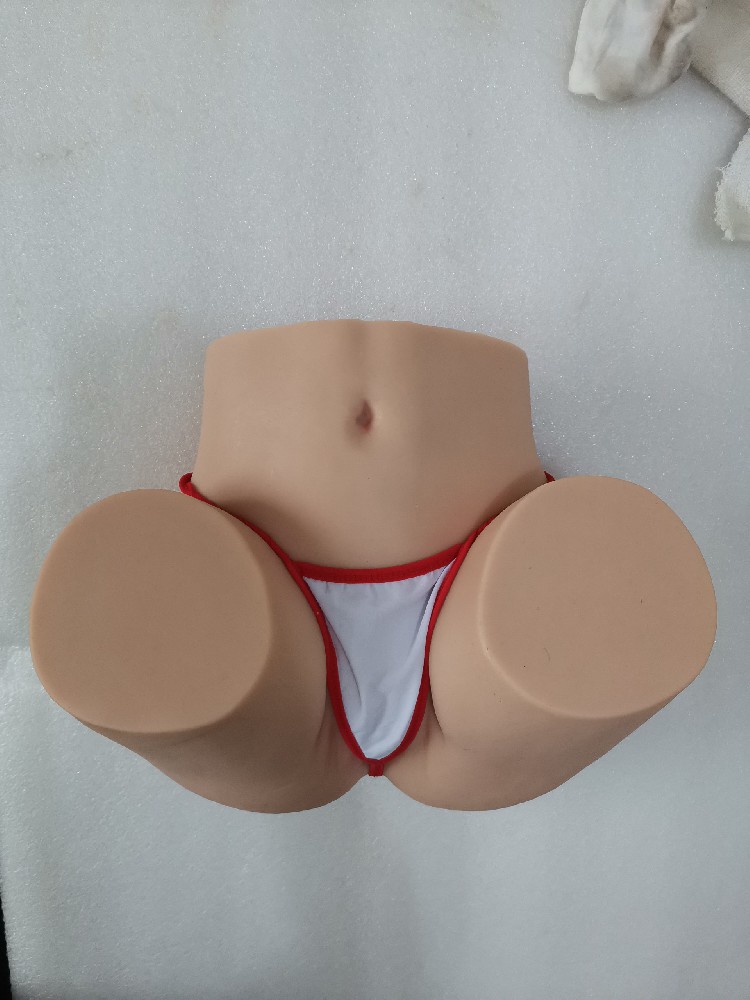 (A637)  妙小姐全硅胶屁股23斤，成色新，550邮自理！