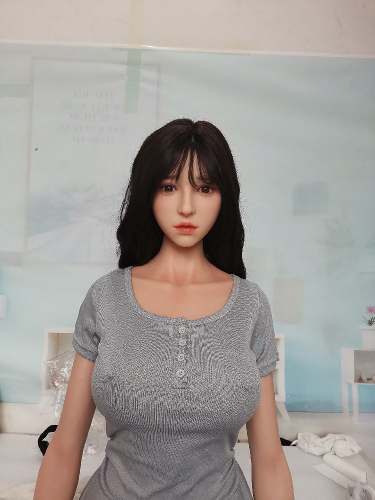 （AAA897）  潮影全硅胶智敏1.68米，软硅胶头植发，带活动下巴口腔舌头，带下ti夹吸+语音+指骨，3350邮自理！